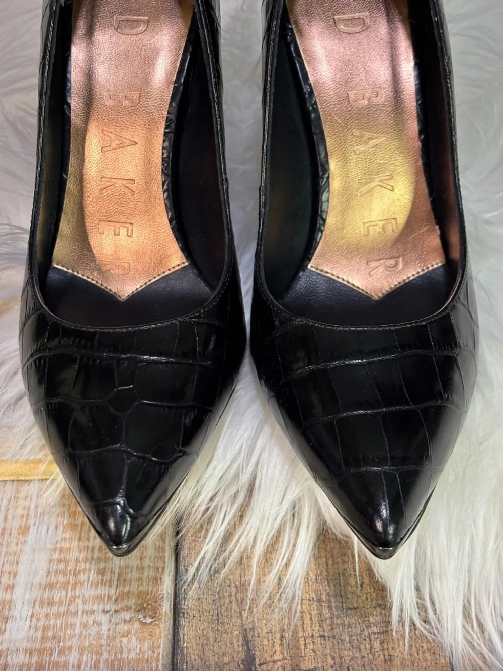 Rare! NWOT [Ted Baker] Black Crocodile Leather 4